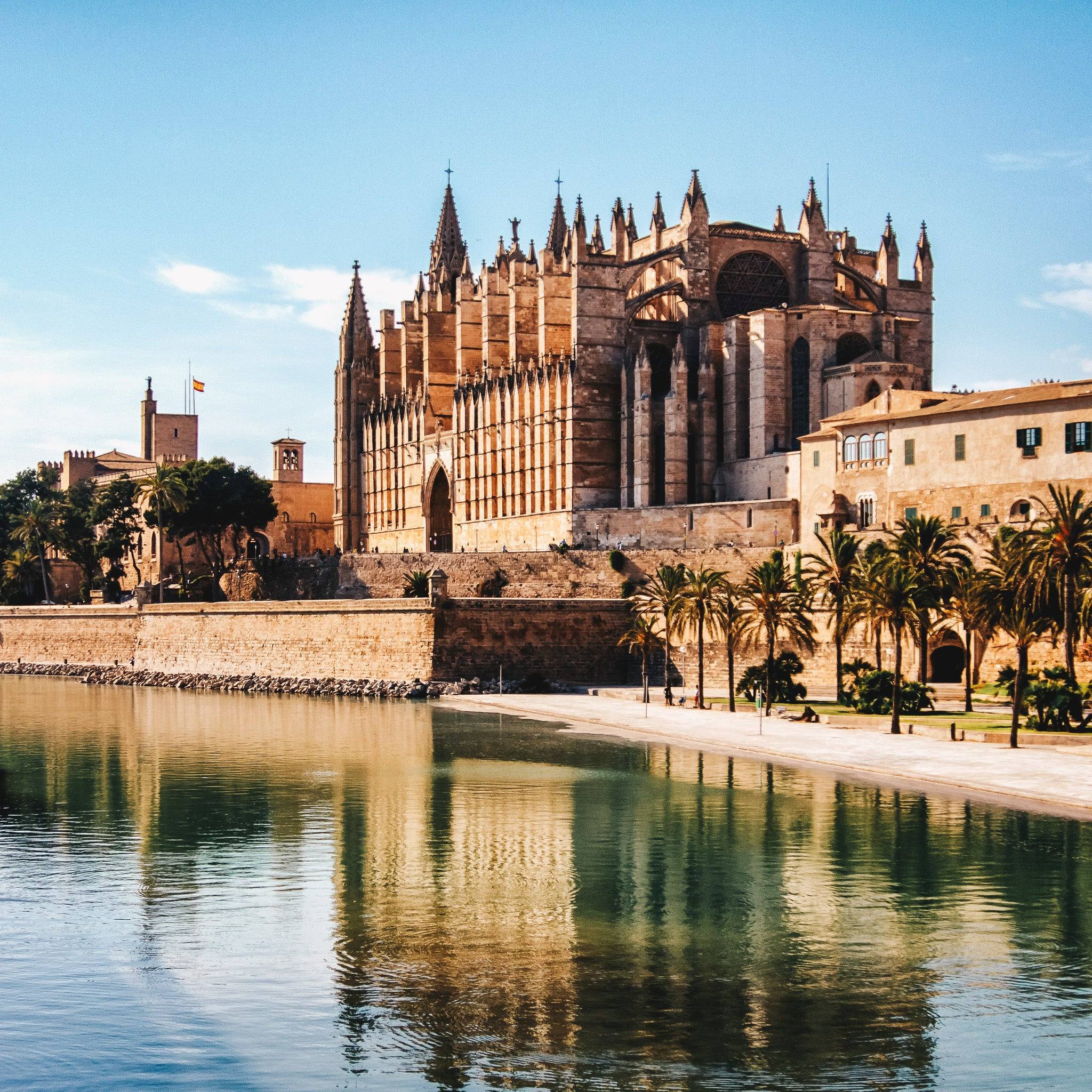 Palma_de_Mallorca_City_Preview_1x1_a5cceaf1-2011-47bb-a09b-c7f1ae6f608d - CITYFRAMES